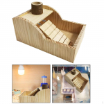 Puidust hamstrimaja koos redeliga, naljaka elupaigakaunistusega M&auml;ngige m&auml;nguasjade peidupaik v&auml;ikestele liivahiirtele