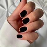 24 tk/komplekt Quick Nails L&uuml;hikesed &uuml;hev&auml;rvilised kunstnaelad kleebis Kantav veekindel manik&uuml;&uuml;r viimistletud k&uuml;&uuml;ned