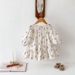 T&uuml;drukute beebikleit Kevadine Uus toode Korea v&auml;ljaanne T&uuml;drukute lilleline kleit T&uuml;druku pikkade varrukatega moodne printsessikleit 73cm