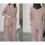 Kevads&uuml;gisne naiste vabaaja &uuml;likonna jope sobiv komplekt, lahtised laiad p&uuml;ksid, kaheosalised naisteriided M roosa