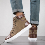 Uued kuumalt m&uuml;&uuml;davad Xiyin PU nahast k&otilde;rged spordijalatsid meestele, soovitatavad Korea retro stiilis suurtes suurustes. 40 khaki