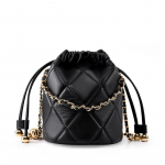 2024. aasta naiste ehtsast nahast p&otilde;ikkott koos ketiga &ndash; tipptasemel, mitmek&uuml;lgne, v&auml;ike k&auml;eshoitav disain must