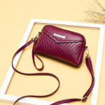 Retro naiste k&auml;ekott: Stiilne mitmek&uuml;lgne &otilde;lakott t&ouml;&ouml;ks ja vaba aja veetmiseks tumesinine v&auml;rv