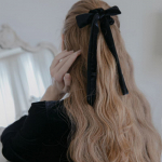 Jean Paul Clarisse Sametist pikk paeliga scrunchie JP-22-185S Tilgreen