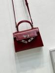 Naiste Punane Mini Kelly kott - 2025 Kevad/Suvi kollektsioon, Kvaliteetne &Uuml;he &otilde;la & Crossbody 19x6x12 cm veinipunane v&auml;rv