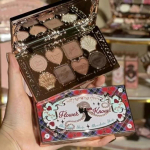 Flower Knows &Scaron;okolaadipood V&auml;ga Pigmenteeritud Lauv&auml;rvipalett S&auml;tendav Matt Glitter Kauap&uuml;siv Vegan Lauv&auml;rvid Loomas&otilde;bralik mahapuhatav pronksv&auml;rv