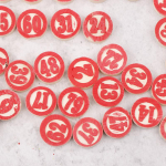 90 tk Deluxe puidust asendustaldrikud p&otilde;nevaks bingo loto numbrim&auml;nguks &ndash; ideaalne m&auml;ngukingitus s&otilde;pradele ja perele