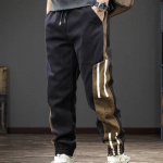 Meeste stiil Mood vabaaja p&uuml;ksid Harajuku k&uuml;ljetriibud Jooksmine dressip&uuml;ksid Elastne v&ouml;&ouml;koht V&auml;ikeste jalgade kombinesoonid XXXXL must