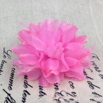 Fascinator Corsage 1X lille sulgedest pross pulmapalliga juukseklamber AVE 12.5x12.5cm punane