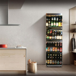 K&uuml;lmiku kleebis ukse kate Punane veinikapp 3D isekleepuv kile uks Vin&uuml;&uuml;l k&uuml;lmkapi katte kleebised tapeedikleebised PVC kunst 60x180cm