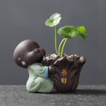 1 TK keraamiline tee lemmikloomade kaunistused V&auml;ike Buddha kuju Munk kujuke T&ouml;&ouml;laua lillepott h&uuml;dropooniline taimekaunistus Tee tarvikud 10.8x7.8cm
