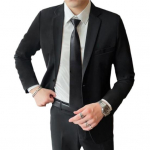 Meeste &uuml;likond, mantel, rev, pikkade varrukatega, n&ouml;&ouml;biga suletav, klapitaskutega &uuml;likonnajakk, &uuml;hev&auml;rviline, &otilde;hukesed &auml;ririided M must