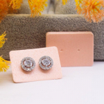 100tk uus 3,5x2,5cm moodsate t&uuml;drukute k&otilde;rvar&otilde;ngaste pakkekaart 100card must