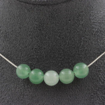 Pierres et Min&eacute;raux. Collier 5 perles Aventurine 8 mm. Chaine en acier inoxydable Collier femmes, hommes. Taille personnalisable.