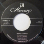 7-tolline plaat VIC DAMONE - Wind Song 70480X45 Mercury 1954 USA Jazz Kasutatud