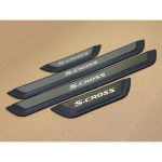Suzuki SX4 S-Cross SCross 2014 2015 2016 -2024 jaoks Uksepaksu l&ouml;&ouml;gikaitse liistud Kaitsekatted Pedaalikatted Autotarvikud must