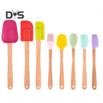 1 komplekt v&auml;rvilisi pagarit&ouml;&ouml;riistu, deformeerimata, kasulik, mittenakkuva magustoidu kaabits