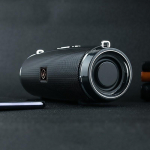 V&auml;liskantav juhtmevaba Bluetooth 5.0 k&otilde;lar V&auml;lis veekindel kolonn Stereo HiFi k&otilde;larid toetavad TF-kaarti FM-raadio MP3-m&auml;ngija nutitelefoni jaoks Plus size must