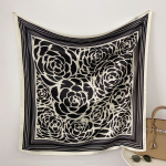 90CM Neli Aastaaega Ruudukujuline Suur Ruudukujuline Sall Luksuslik Dekoratiivne S&auml;rk Professionaalne Peapael Juuksepael P&auml;ikesekaitse Peapael 90*90cm