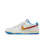 Nike Meeste Dunk Low Harlem Globetrotters Pack Unisex Tossud Kreemjas Sail &Uuml;likoolipunane HQ3613-133 44