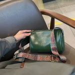 Ehtne Nahk Naiste Kott K&ouml;&ouml;giviljadega Pargitud Lehma Nahast Crossbody Kott Atmosf&auml;&auml;riline Retro Kott must