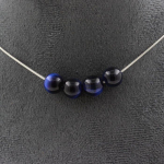 Pierres et Min&eacute;raux. Collier 4 perles Oeil de Tigre Bleu 8 mm. Chaine en acier inoxydable Collier femmes, hommes. Taille personnali