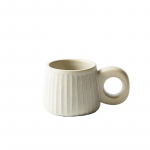 250ml Keraamilised Kruusid P&otilde;hjamaade K&auml;sit&ouml;&ouml; Tass R&otilde;ngask&auml;epide Retro Krobeline Keraamika Kohvitass Vesi Teetass Lillejoonistus Latte Hommikus&ouml;&ouml;gitassid 250ml valge