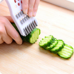 Kodu K&ouml;&ouml;k T&ouml;&ouml;riistad K&ouml;&ouml;givilja-puuvilja-kartulikoorija Parer Julienne Cutter Slicer 17 * 5.5cm
