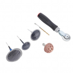 Rehvi parandusplaastri t&ouml;&ouml;riistakomplekt plaadirulliku, lihvimisketta, 4 mm puuriteraga, rehviparandusplaastri pistikutega autodele, veoautodele, jalgratastele