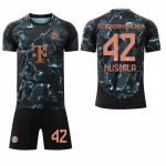 2024-25 Real Madrid kodus&auml;rk #9 Mbapp&eacute; #7 Vin&iacute;cius #8 Kroos #5 Bellingham Jalgpallis&auml;rgid 22
