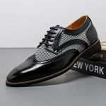 Uued Disainer Meeste Terava Otsaga Segatud Patchwork Lakknahast Brogue Kingad Ametlikud Pulmapeo Homecoming Jalan&otilde;ud Zapatos 38