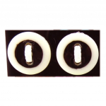 NOA [R8195] - Valged mustad 'Button' k&otilde;rvar&otilde;ngad - 13 mm valge