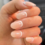 24 tk/komplekt Quick Nails Valged Prantsuse kunstnaelad kleebis Kantav veekindel manik&uuml;&uuml;r viimistletud k&uuml;&uuml;ned