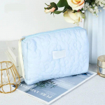 Suure suurusega tualett-tarvete organiseerimiskott Reisikosmeetikakott meigikott Lilledega kaasaskantav meigikott naistele 26x22cm