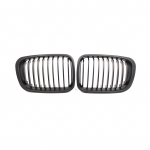 BMW E46 3. seeria 4 uksega 1998-2001 2tk mattmust esiv&otilde;re jaoks