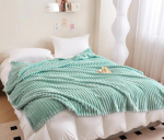 Suurep&auml;rased &uuml;lipl&uuml;&uuml;sised fliistekid, paks, hubane ja soe esmaklassiline fliis, sametiselt pehmed vooditekid ja vooditekid - t&auml;is/kuninganna tekk 150*200CM