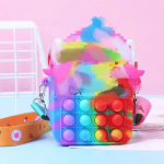 Silikoonist Crossbody m&uuml;ndikott t&auml;iskasvanutele ja lastele: Dekompressioonikott printsessi ja hobuse disainiga roosa punane v&auml;rv