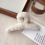 Naiste juuksek&uuml;&uuml;s Talvine kunstkarusnahast juukseklamber Elegantne akr&uuml;&uuml;lkrabist juuksen&otilde;el t&uuml;drukule-juukseaksessuaar Karvased peakatted, juuksek&uuml;&uuml;nisklamber