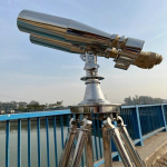 H&otilde;bekroomitud 1920. aastate binokkel, reguleeritaval niklist alusel, k&otilde;rge kvaliteediga