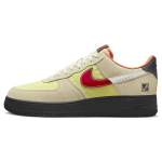 Nike Air Force 1 07 Somos Familia Unisex tossud Beež Liivakuld &Uuml;likoolipunane DZ5355-126 40.5 beige