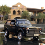 1:32 LADA NIVA Klassikaline Auto Valusulamist Auto Diecasts & M&auml;ngus&otilde;idukid Metallist M&auml;nguauto Mudel K&otilde;rge Simulatsioon Kollektsioon Laste M&auml;nguasi Kingitus