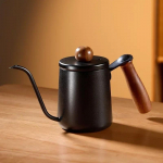 350/600 ml k&auml;sitsi pruulitud kohvikann 304 roostevabast terasest majapidamises kitsas suu t&auml;ispuidust k&auml;epidemega piimavaht k&ouml;&ouml;gikohviku tarvikud