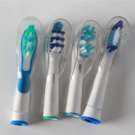 4 TK reisi elektrilise hambaharja pikkade peadega kate Oral B hambaharja kaitsekatted h&uuml;gieenist plastikust kaitsekork
