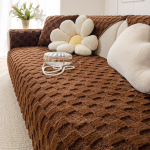 1 tk &Uuml;hev&auml;rviline pl&uuml;&uuml;sist ruuduline libisemiskindel soe diivanipadi, sobilik diivanile, saab teha p&otilde;randapadjaks, talv uus 60x60cm &scaron;okolaad