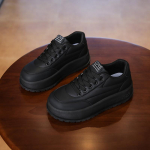 Libisemiskindlad naiste kerged paksud platvormtossud Mugavad PU-nahast n&ouml;&ouml;riga jalutusjalatsid Libisemiskindlad tennised Naiste hingavad jooksujalatsid 40 must