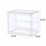 1 tk kolmekihiline akr&uuml;&uuml;list v&auml;ljapanek, l&auml;bipaistev redel, k&auml;sitsi valmistatud anime-auto mudel, rulookarp, hoiukast ehete sorteerimiskast M puhas