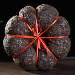 Pu-erh tee 1000g Yunnan 2013 Vana puu K&otilde;rvits Toores Puer