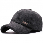 Talvine meeste pesapallim&uuml;ts k&otilde;rvaklappidega, soe snapback-m&uuml;ts, soe paks talvem&uuml;ts 56-60 cm must