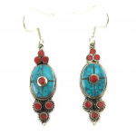 Les Tr&eacute;sors De Lily [P7204] - Korallist t&uuml;rkiissinised 'Hatari' h&otilde;bedased k&otilde;rvar&otilde;ngad - 30x10 mm t&uuml;rkiissinine