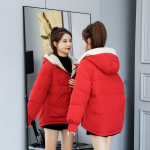 S&uuml;gis- ja talvine l&uuml;hike kapuutsiga puuvillase polsterdatud jope Korea stiilis lahtise stiiliga moodne naiste jope 2XL punane